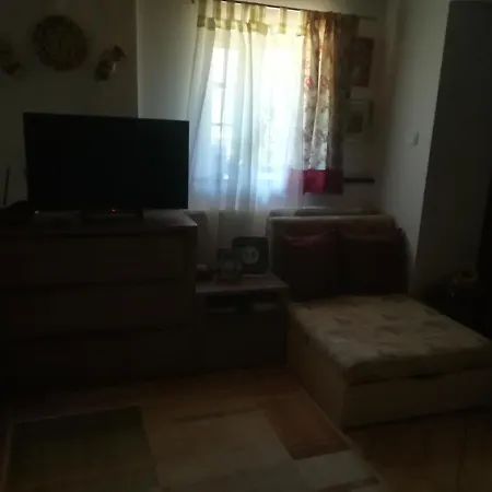 Nadashaz アパート