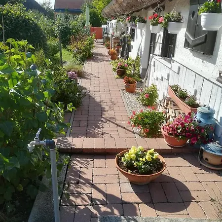 Nadashaz アパート Gyenesdiás