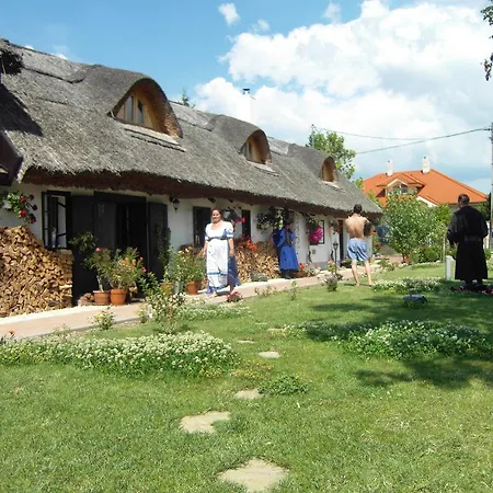 アパート Nadashaz Gyenesdiás