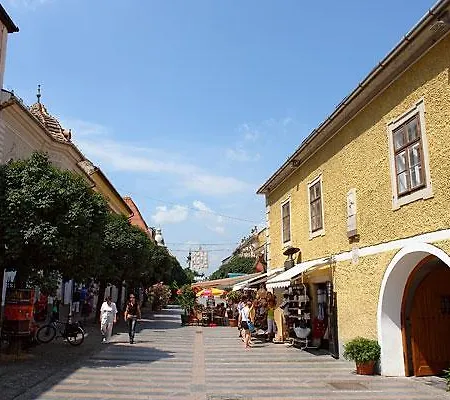 Nadashaz Gyenesdiás