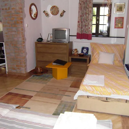 アパート Nadashaz Gyenesdiás